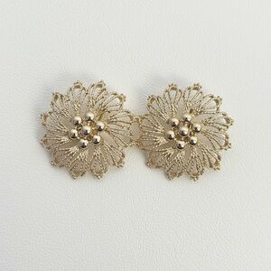 Vintage Emmons‎ Clip Earrings Signed Circa 1966 “Gleaming Bows”